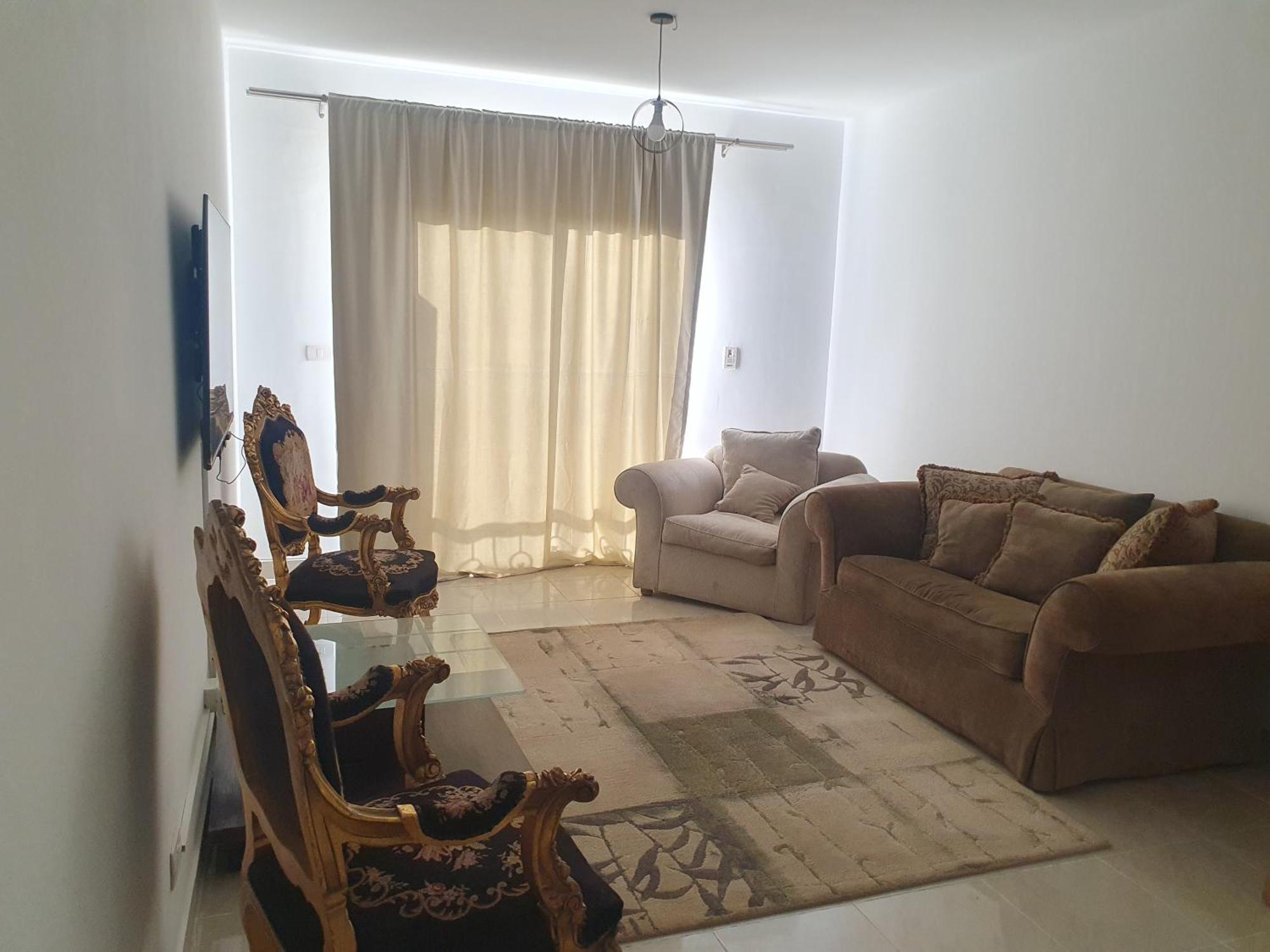 Apartment Clubside Retreat In Rehab