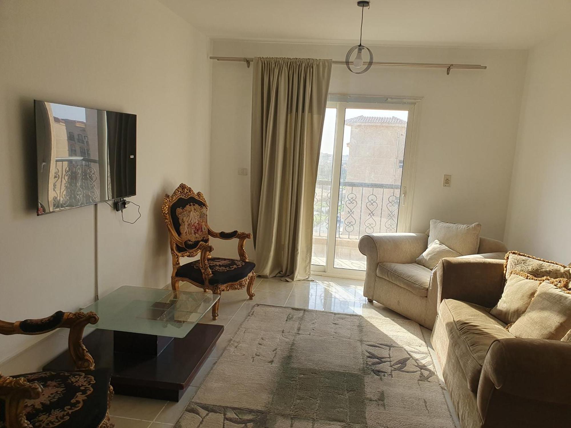 Clubside Retreat In Rehab * Cairo